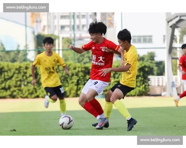 江苏海安博文高中足球队出征全国总决赛 青春风暴剑指冠军