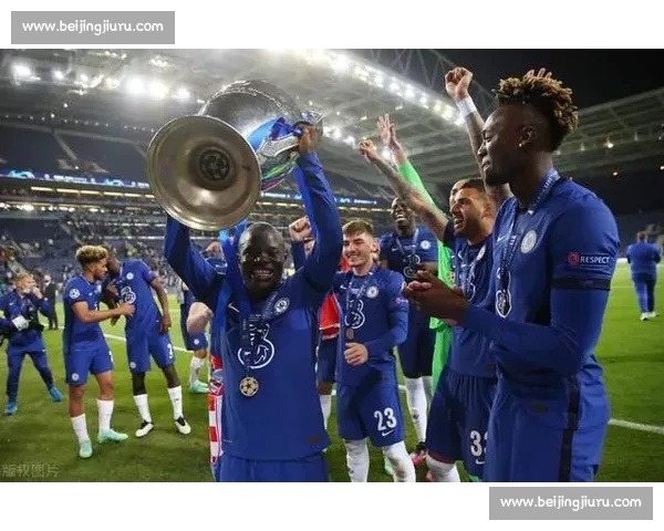 莫雷托爆料成真：马萨拉正式回归罗马掌舵体育总监